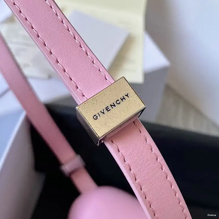 2203RF0036 Bag Givenchy 1026